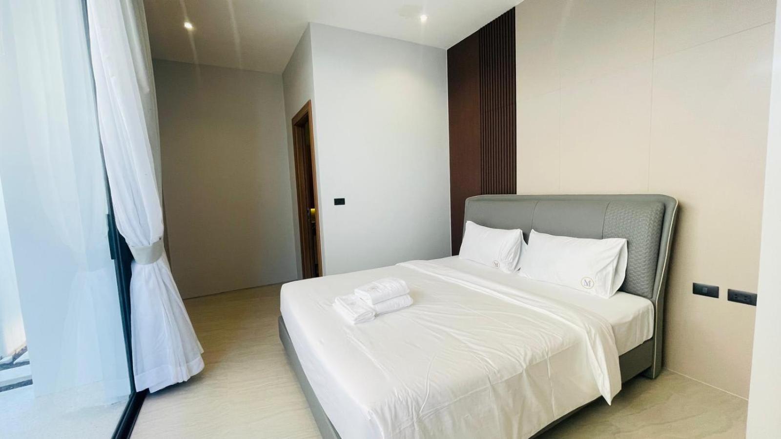 Villa Elara - Elegant 3Br Hideaway With Pool Concierge And Serenity Chalong Exterior foto