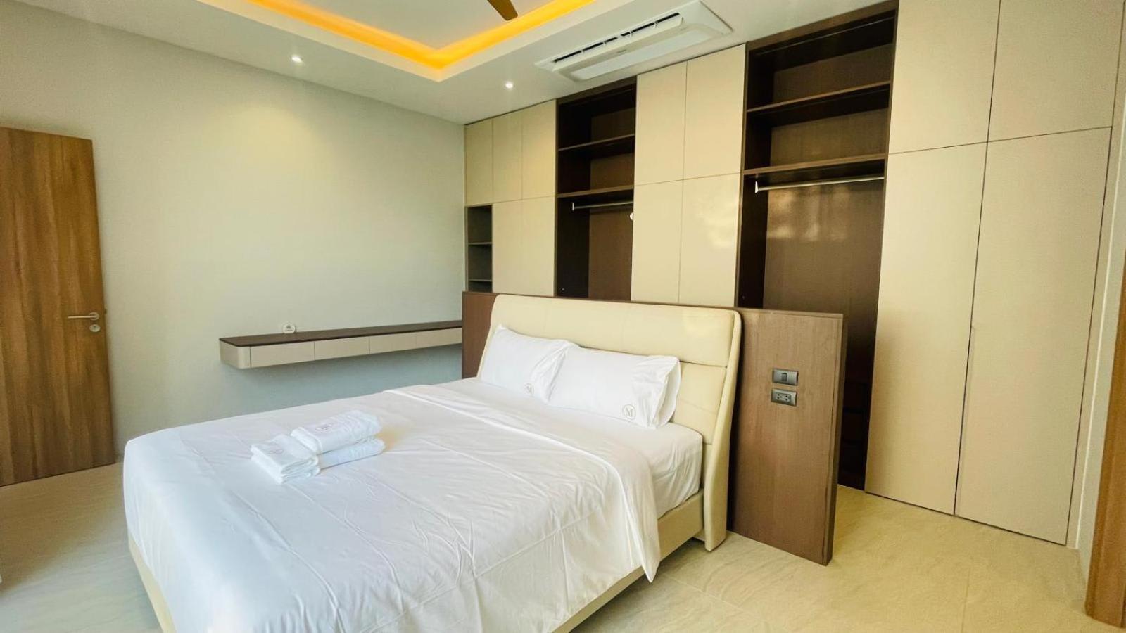 Villa Elara - Elegant 3Br Hideaway With Pool Concierge And Serenity Chalong Exterior foto