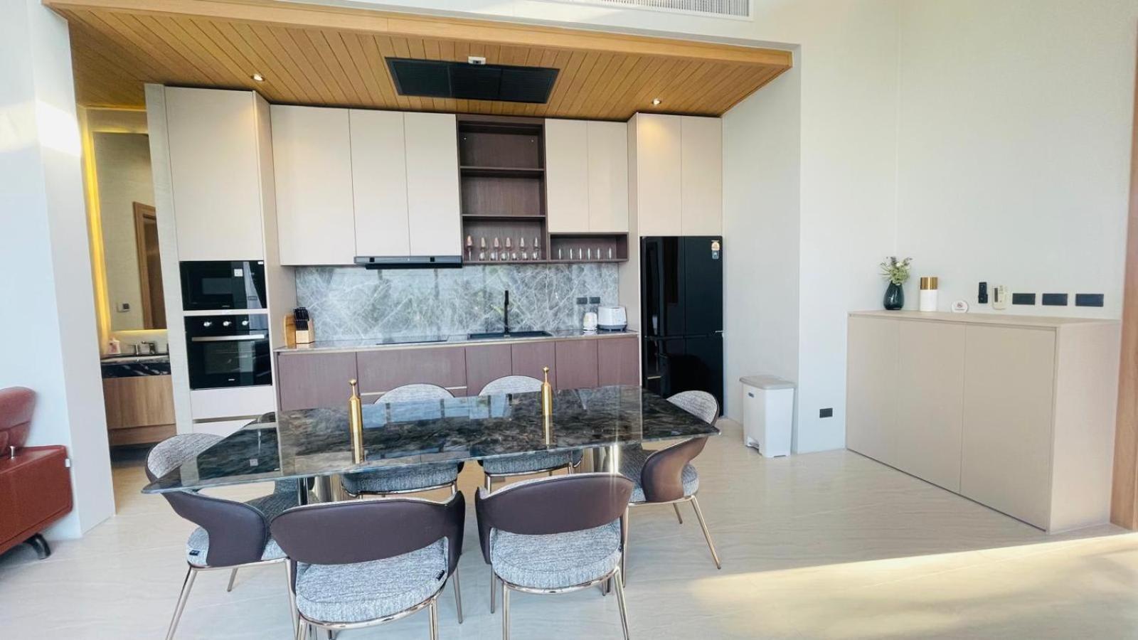 Villa Elara - Elegant 3Br Hideaway With Pool Concierge And Serenity Chalong Exterior foto